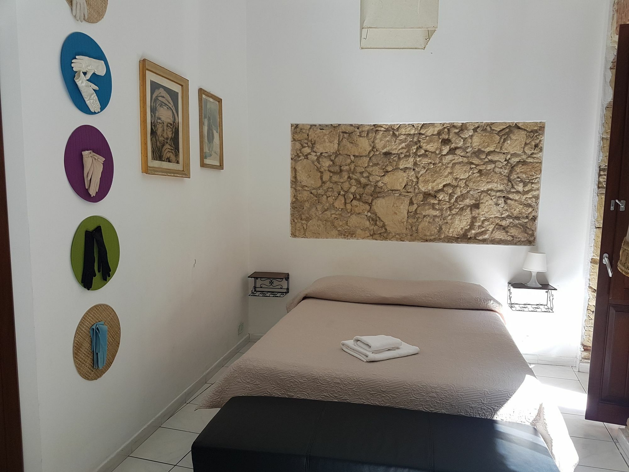 Hotel Beni Benius Cagliari Exterior foto